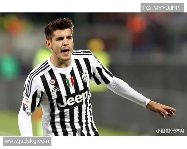 足球巨星的一天：从晨跑到夜晚训练揭秘他们如何平衡生活与职业