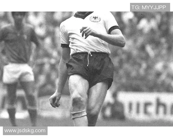 梳辫子踢足球的球星是谁 解析这位独特风格的足球巨星背后的故事